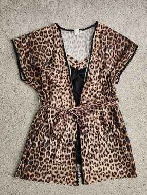 Leopard Print Satin Robe with Lace Trim